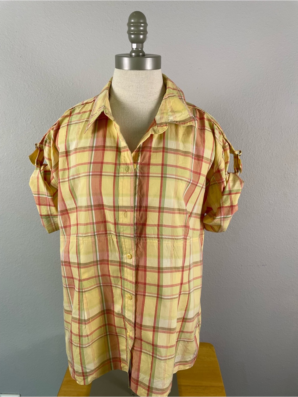 Emma James Liz Claiborne Yellow Pink Gold Button-Up Short Sleeve Cotton Top 14